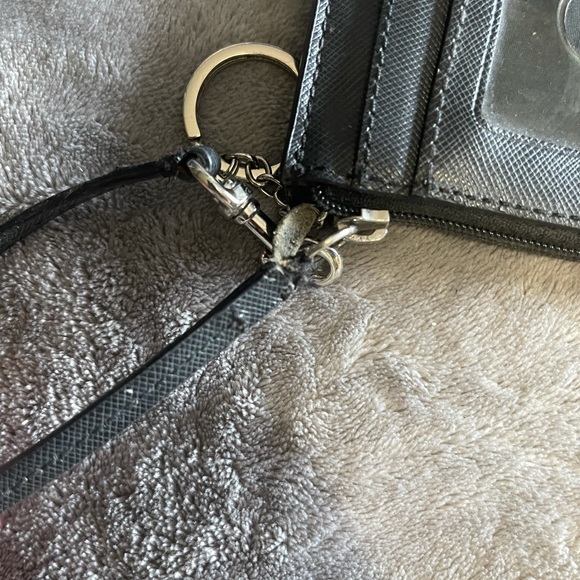 Coach wristlet loose chain and cards slot wallet - Picture 4 of 5